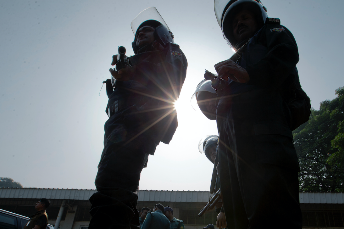 Bangladeshi police cordon off the court building during the court appearance of Bangladesh's former prime minister and Bangladesh Nationalist Party (BNP) chairperson Khaleda Zia in Dhaka, Bangladesh, Thursday, Dec. 28, 2017. 