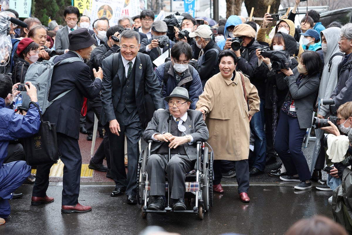 A court in Japan will hold a retrial in the case of Iwao Hakamada, a former professional boxer who was sentenced to death in 1968 for the 1966 murder of a family of four.  He was released from prison in 2014.  