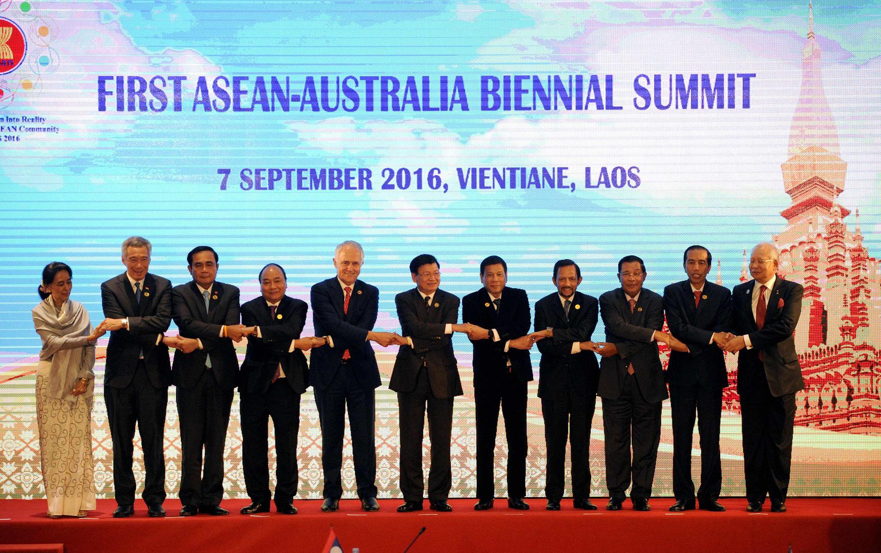 Southeast Asian leaders pose for a picture with Australian Prime Minister Malcolm Turnbull during the ASEAN-Australia Biennial Summit in Vientiane, Laos, September 7, 2016. 