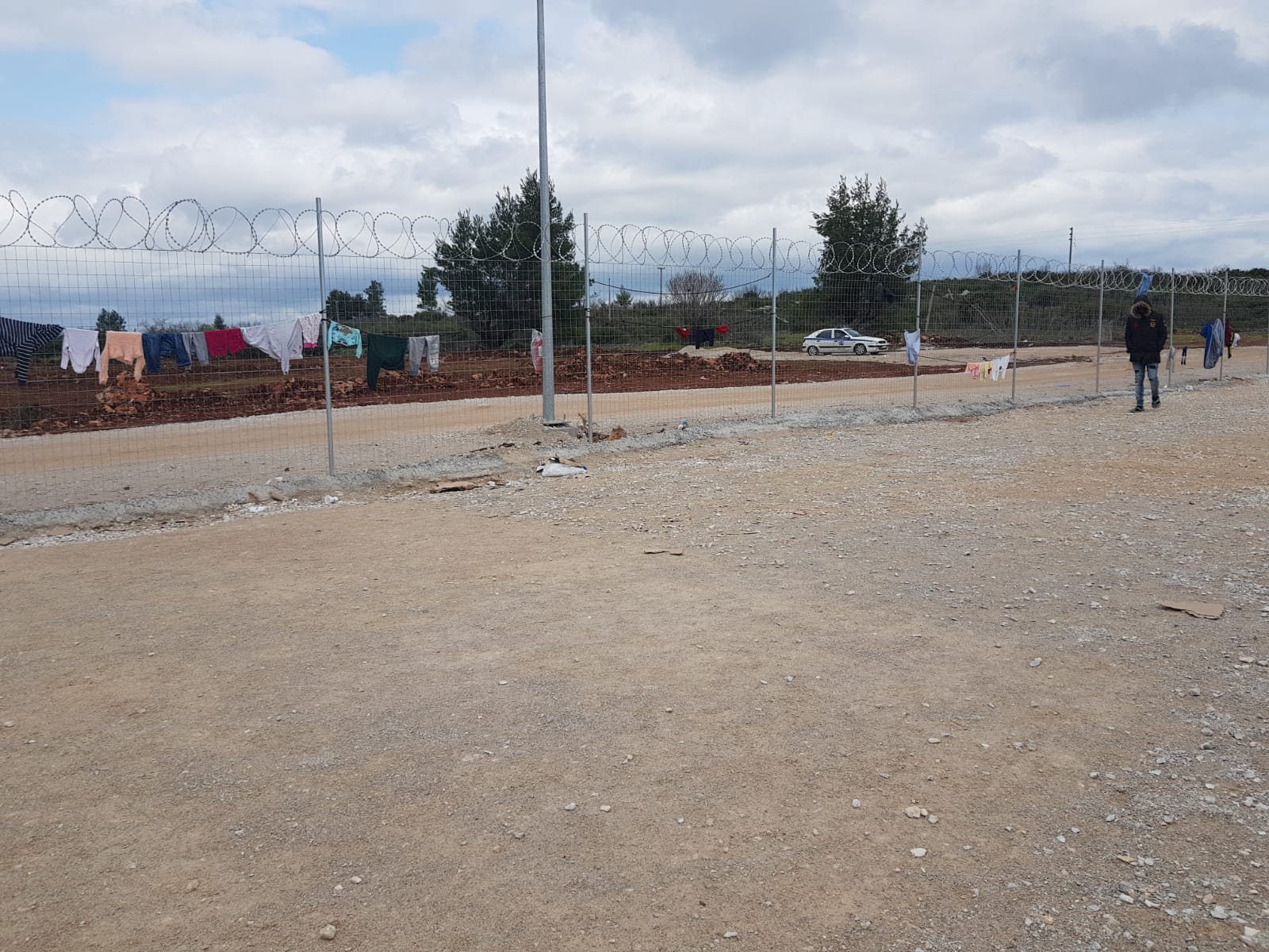 202003greece_detention_fence