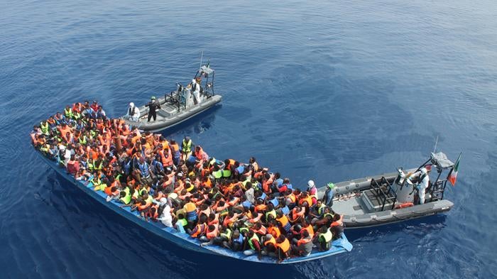 Un buque de la Armada irlandesa Le Eithne, participa en una operación de rescate como parte del operativo Frontex Tritón, el 6 de junio de 2015