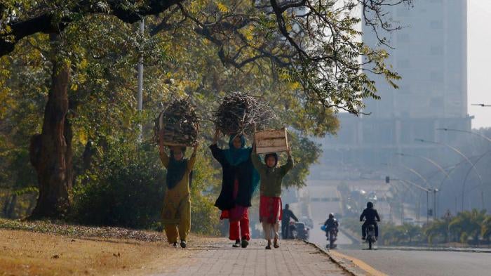 201904asia_pakistan_women