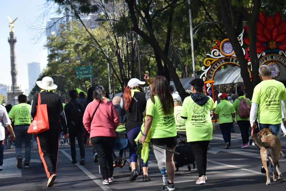 Hundreds of people with disabilities demonstrate in Mexico City to demand visibility and their right to be included in society.