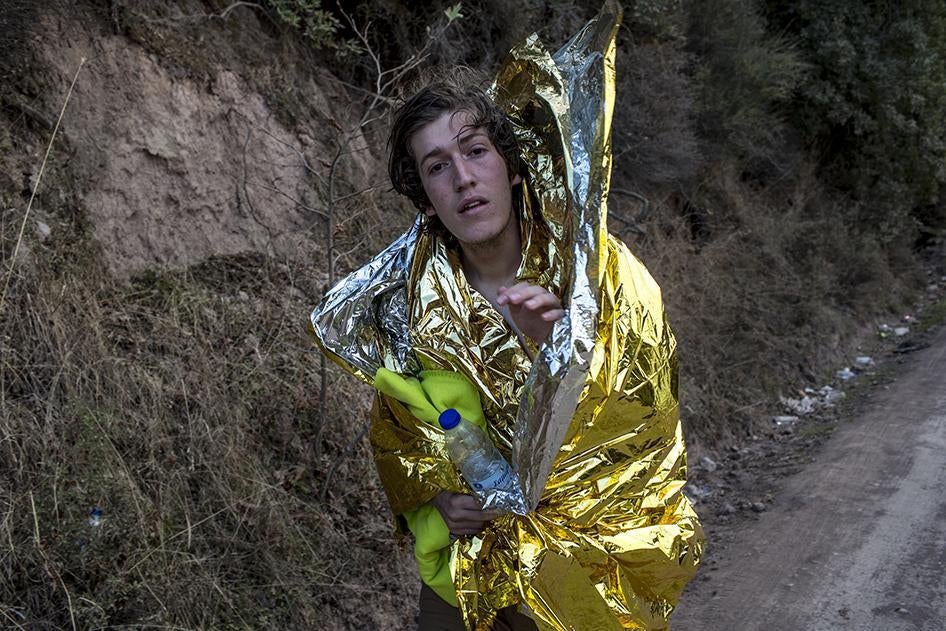 2015-10-eca-eu-aegean-refugees-2-turkish