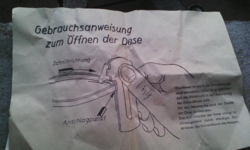 User instructions contained in a styrofoam crate containing PPM-2 antipersonnel mines found by deminers in Bab al-Mandeb in October 2015. Other packaging detailing dated June 17, 1981 shows it originally contained 24 mines.