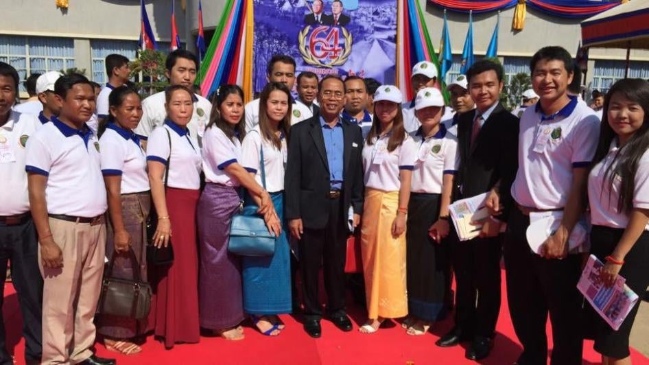 Dieng Sarun with Senaneak members at a CPP ceremony in 2015 marking the 64th anniversary of the party’s foundation Source: human rights monitors’ collection from social media.