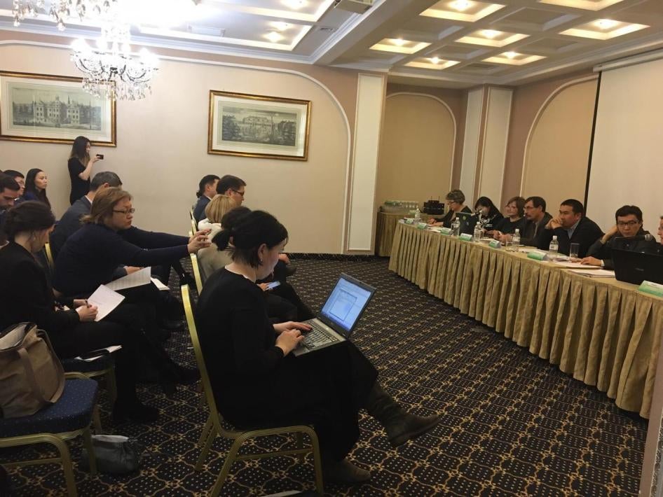 Брифинг организованный правозащитными организациями 27 января 2017 г. в Казахстане. 