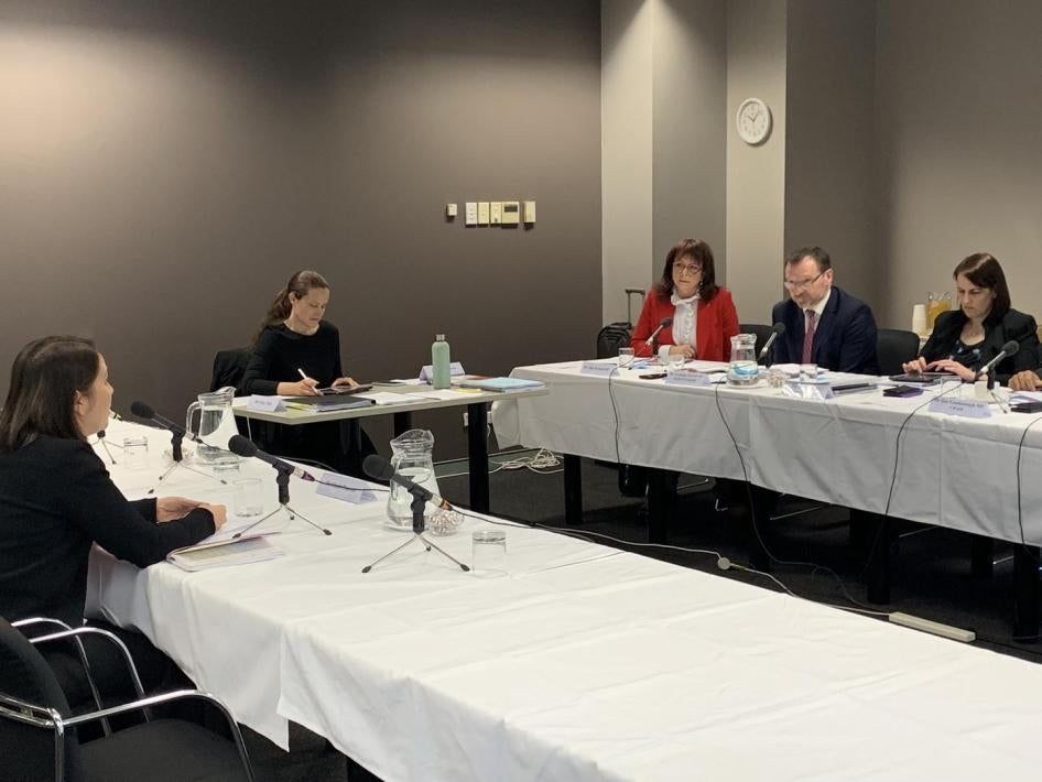 201908asia_australia_elainepearson_hearing