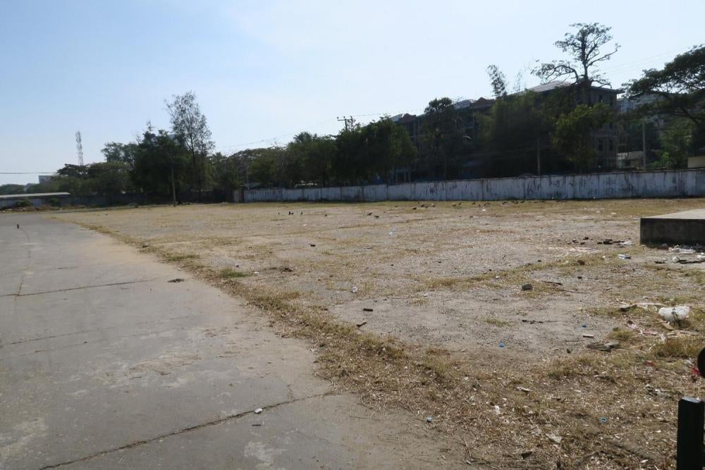 Tamwae Protest Ground, an enclosed location in northern Rangoon far from public view, is sometimes designated by authorities as the only permitted location for a protest. © 2016 Linda Lakhdhir/Human Rights Watch