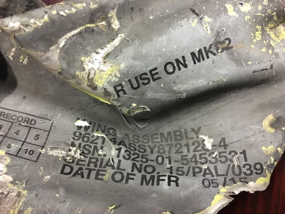 2016_AR_EME_Yemen_BombingBusinesses_10