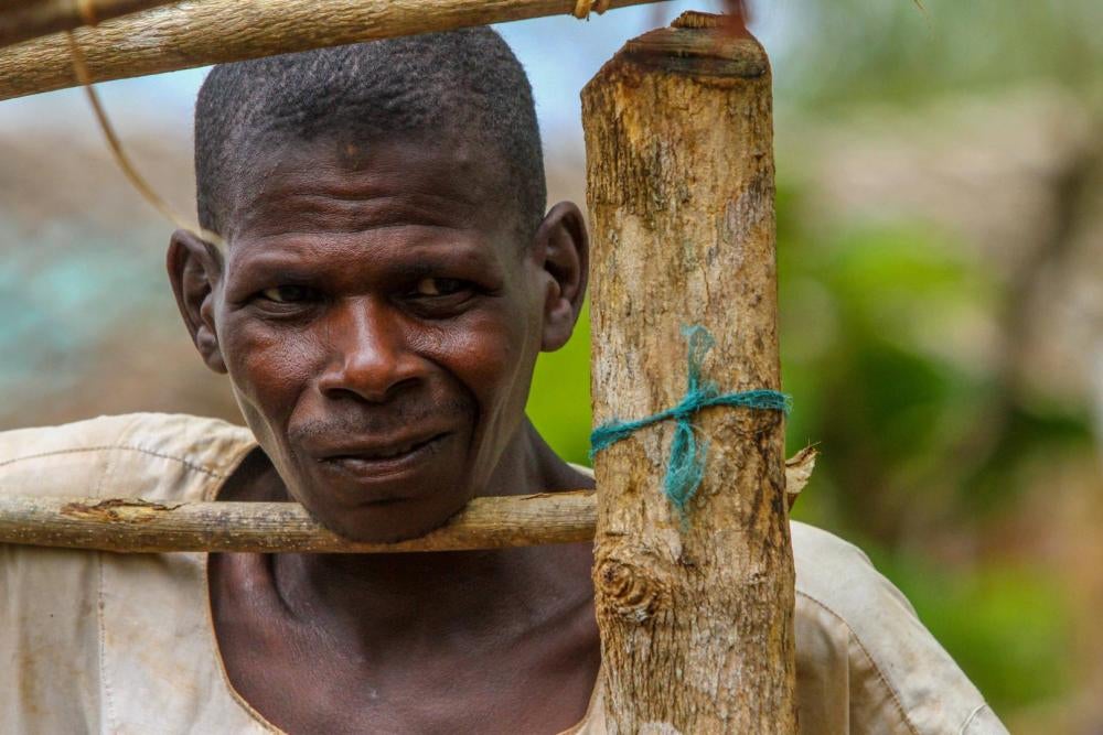 Des combattants anti-balaka ont attaqué « Arun », un Peul de 43 ans atteinte d’une déficience intellectuelle qui a fui les combats à Bria en novembre 2016. « L’un des attaquants a essayé de me tuer et je ne peux pas expliquer comment je suis encore en vie