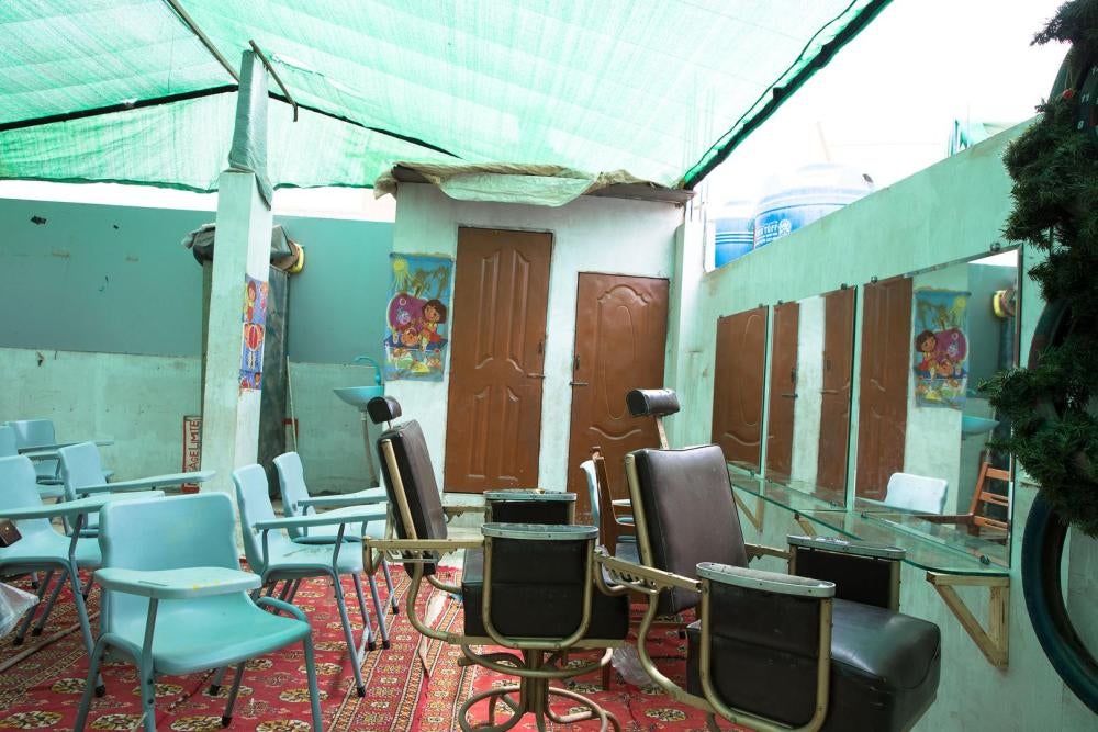 La pièce attenante à la salle de classe de l’école de Lyari, une école gratuite de Karachi (Pakistan) accueillant des enfants qui sans cela n’auraient accès à aucun enseignement. 