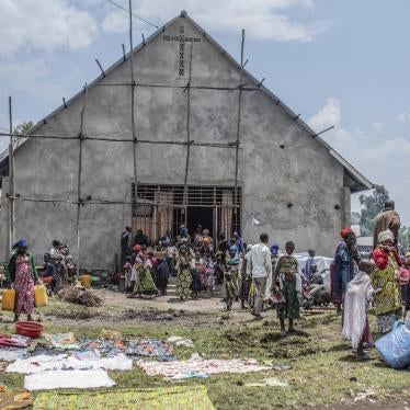 Civilians flee fighting between M23 rebels near Kivu.
