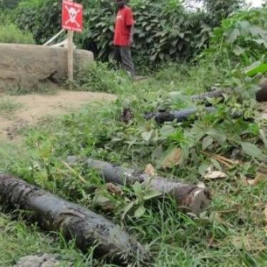 2015-10-DRC-CRD-munitions in school-EN
