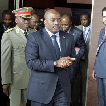 Democratic Republic of Congo's President Joseph Kabila arrives for a southern and central African leaders' meeting to discuss the political crisis in the Democratic Republic of Congo in Luanda, Angola, October 26, 2016.