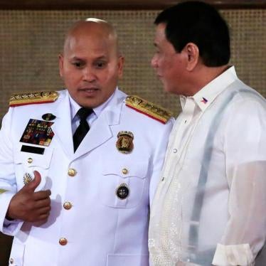 Ronald Dela Rosa talks to President Rodrigo Duterte at the Malacanang presidential palace in metro Manila, Philippines, January 19, 2017.