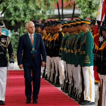 Australian Prime Minister Malcolm Turnbull attends a counterterrorism drill demonstration by Australian and Philippine soldiers on the sidelines of the 31st ASEAN summit in Quezon City, Philippines, November 13, 2017.