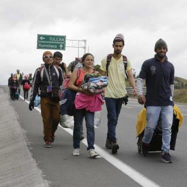 Venezuelans who do not have passports walk on the Pan American Highway after crossing the Rumichaca International Bridge from Colombia, before reaching another migration check-point, in Rumichaca, Ecuador, Sunday, August 19, 2018. 