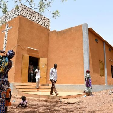 201906africa_burkinafaso_church